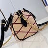 LV Speedy Bandoulière 20 - Image 3
