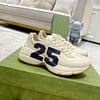 Rhyton sneaker with ’25’ - Image 2